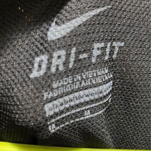 Nike tank top size m.